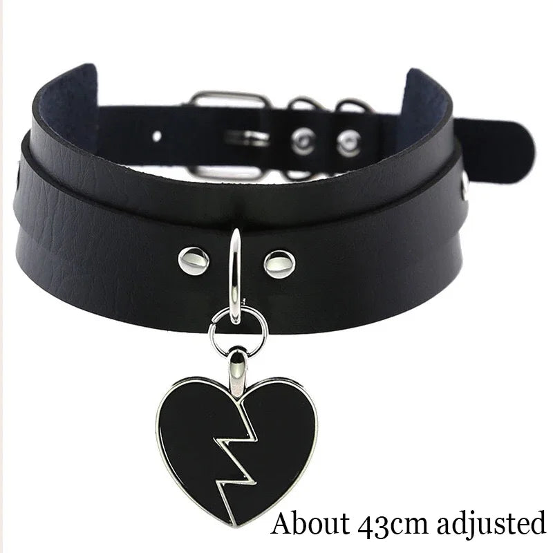 Woman Black Punk Choker Collar Necklace Sexy PU Leather Heart Lock Key Spike Chocker Gothic Cosplay Accessories Party Jewelry